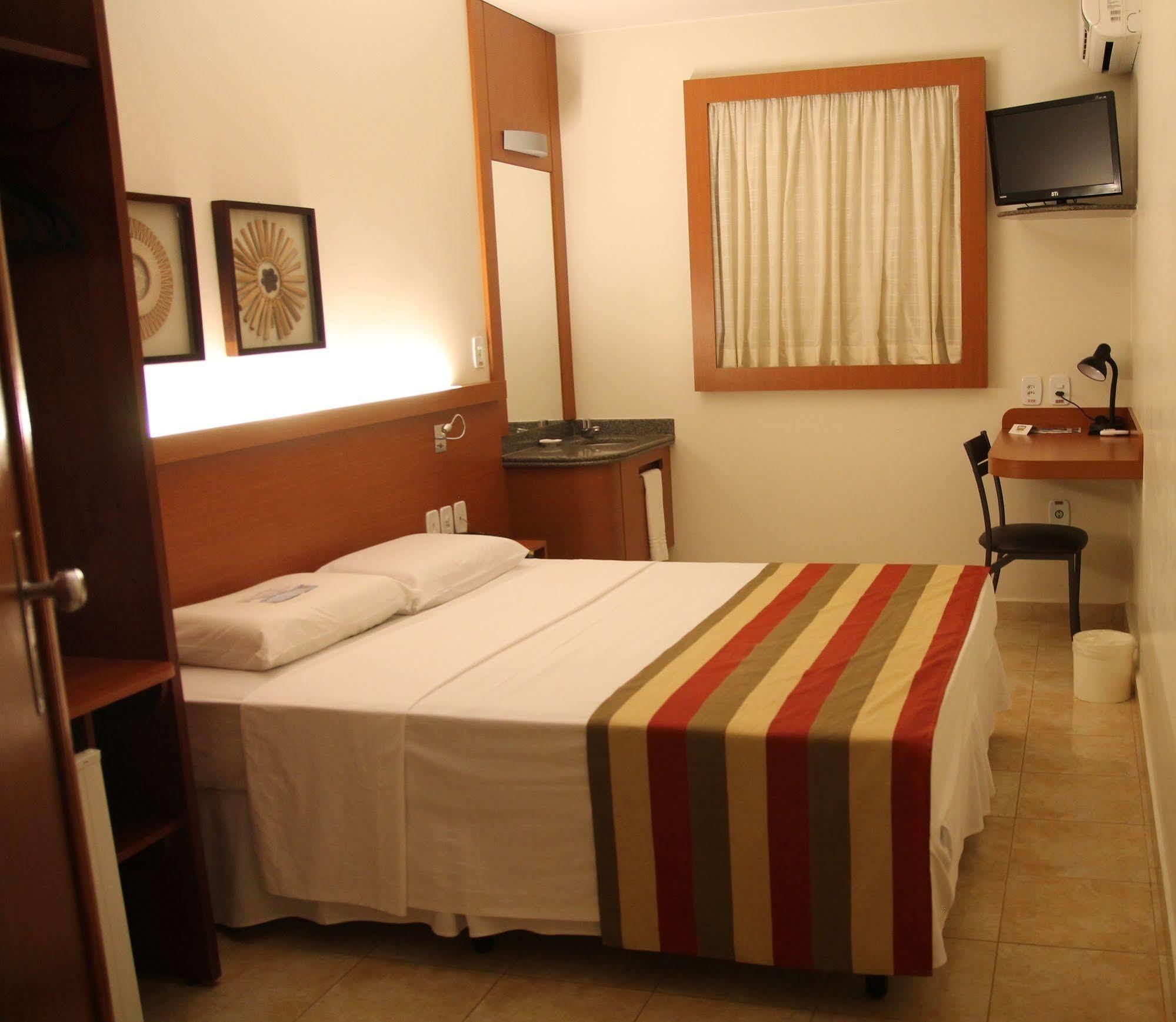 Orion Hotel Itumbiara Exterior photo